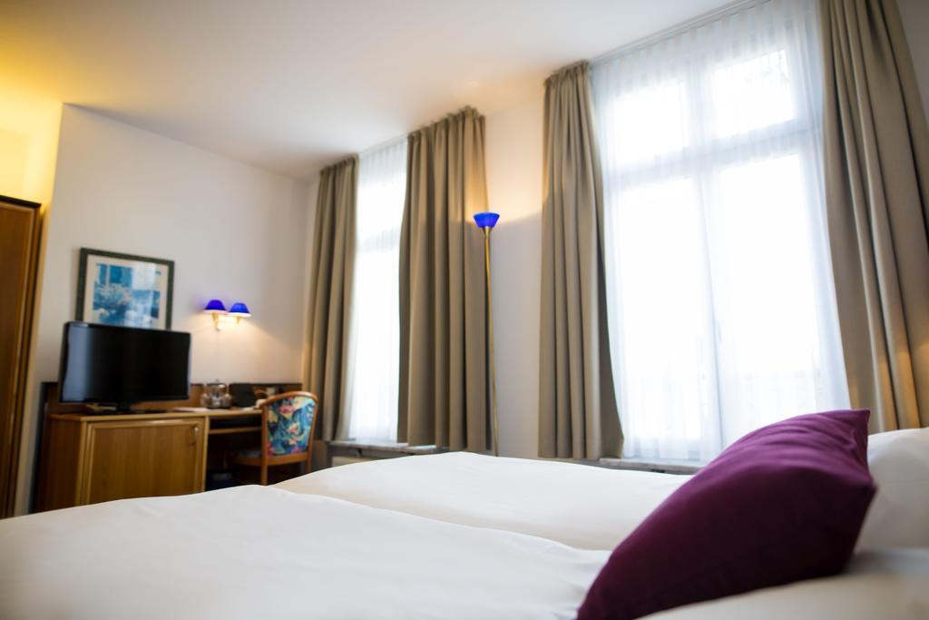 Parkhotel Tillmanns Eltville am Rhein Buitenkant foto